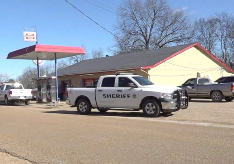 Shootings in Mississippi leave at least 6 dead, including suspect's ex-wife, police say