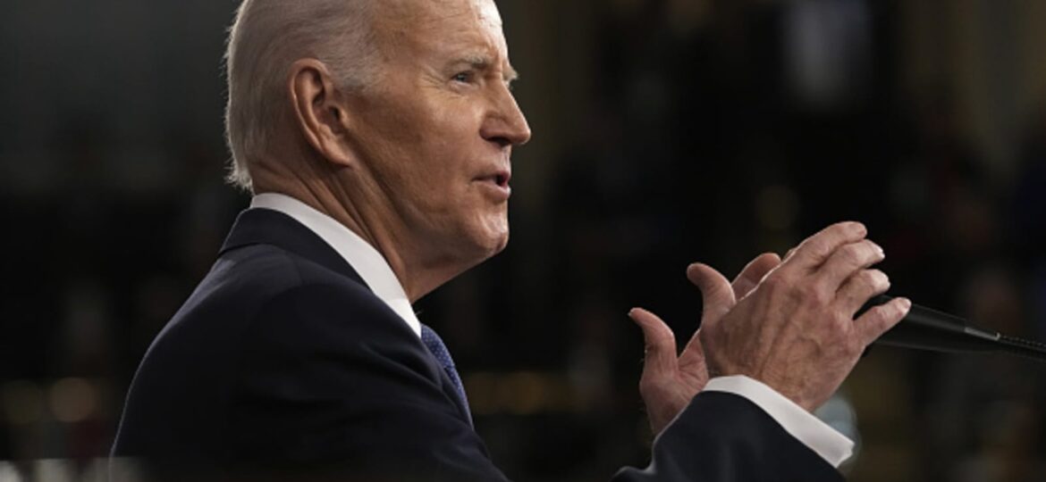 Biden to visit Selma while defending his own right to vote