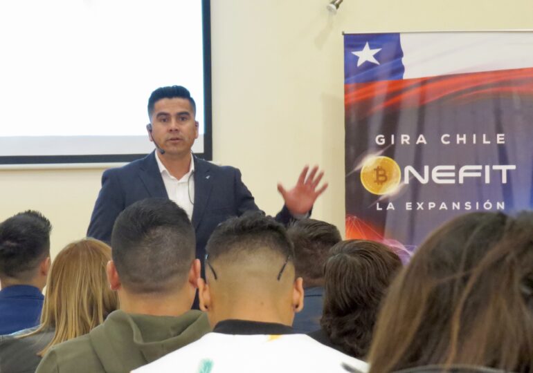 Meet Mauro Poblete Donoso: An Investor and Networker Who Helped Found Bnefit, a Fintech Company Helping People Understand Crypto