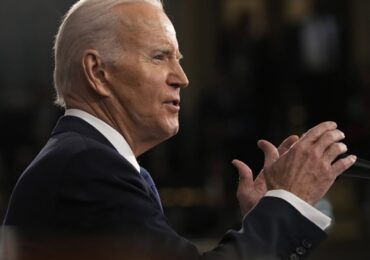 Biden to visit Selma while defending his own right to vote