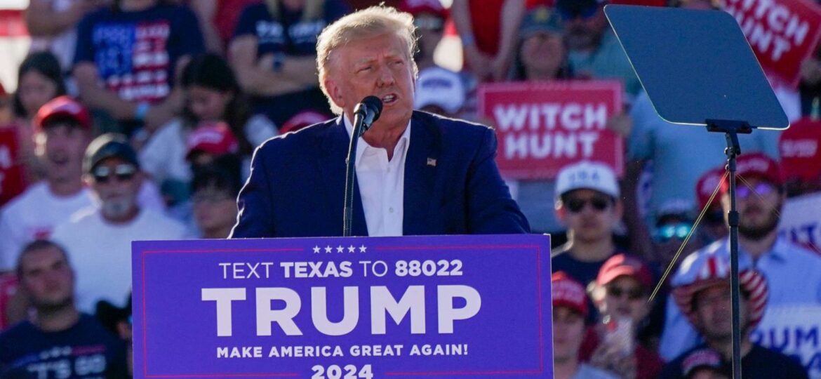 At Waco rally, Trump rails against 'prosecutorial misconduct'