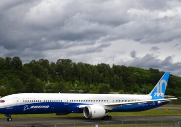 Boeing whistleblower claims 787 Dreamliner planes 'defective'